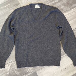 Archdale 100% Australian Virgin Lambswool V-neck Sweater M (Item #3006)